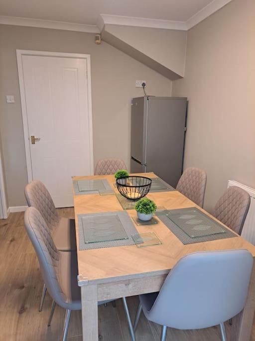 Modern Living In Hull Βίλα Kingston upon Hull Εξωτερικό φωτογραφία