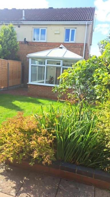 Modern Living In Hull Βίλα Kingston upon Hull Εξωτερικό φωτογραφία
